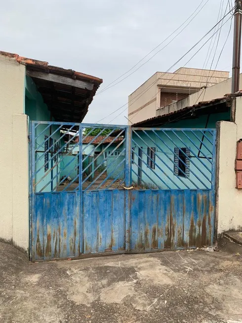 Foto 1 de Casa com 5 Quartos à venda, 280m² em Jardim Leblon, Goiânia