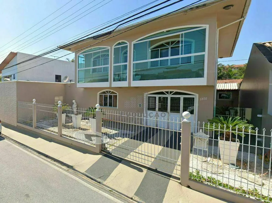 Foto 1 de Casa com 3 Quartos à venda, 240m² em Ipiranga, São José