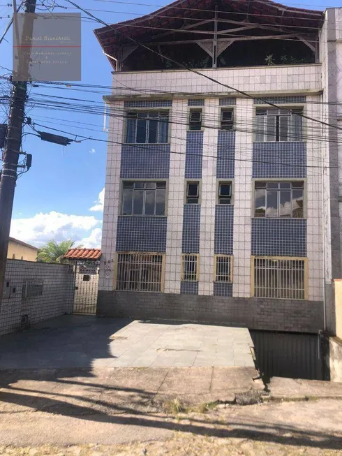 Foto 1 de Apartamento com 3 Quartos à venda, 85m² em São Geraldo, Barbacena