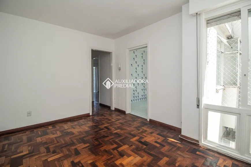 Foto 1 de Apartamento com 2 Quartos à venda, 58m² em Auxiliadora, Porto Alegre
