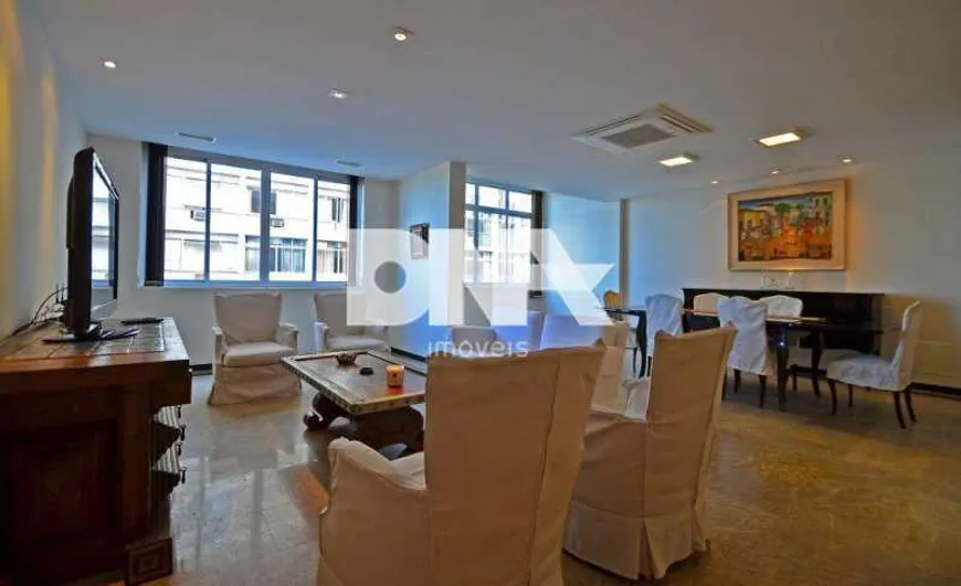 Foto 1 de Apartamento com 4 Quartos à venda, 126m² em Copacabana, Rio de Janeiro