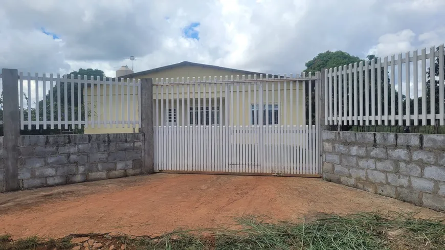 Foto 1 de Fazenda/Sítio com 4 Quartos à venda, 250m² em Area Rural de Aguas Lindas de Goias, Águas Lindas de Goiás