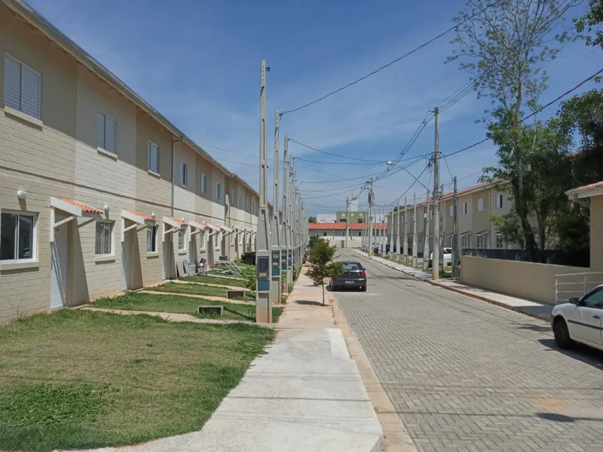 Foto 1 de Casa de Condomínio com 2 Quartos à venda, 60m² em Putim, São José dos Campos