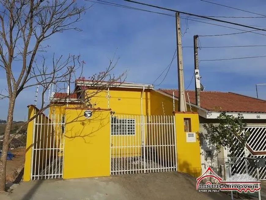 Foto 1 de Casa com 2 Quartos à venda, 70m² em Jardim do Marquês, Jacareí