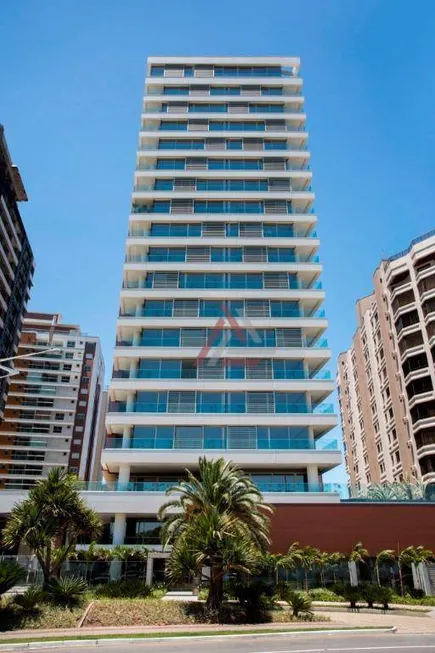 Foto 1 de Apartamento com 3 Quartos à venda, 243m² em Beira Mar, Florianópolis