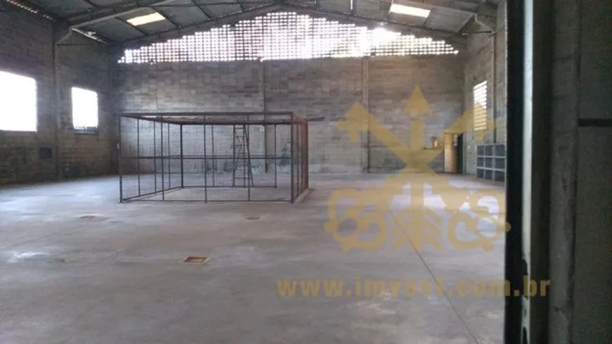 Foto 1 de Galpão/Depósito/Armazém à venda, 650m² em Chácaras Marco, Barueri