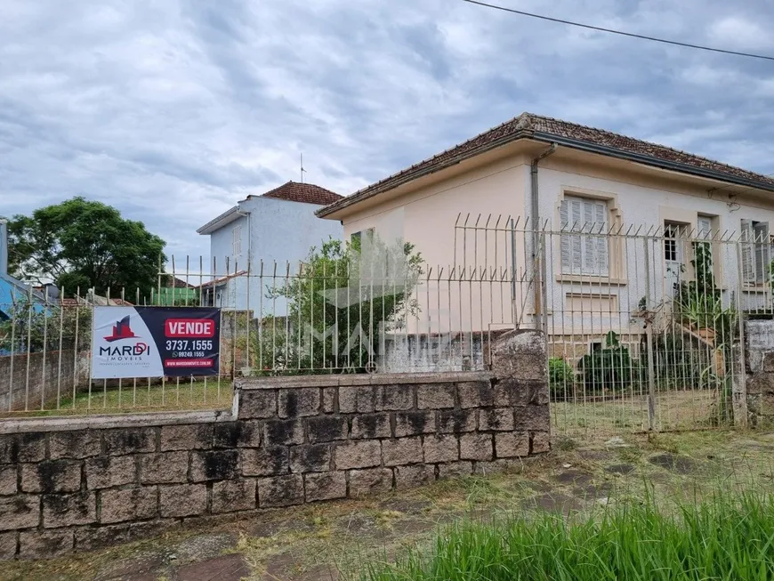 Foto 1 de Lote/Terreno à venda, 560m² em Nonoai, Porto Alegre