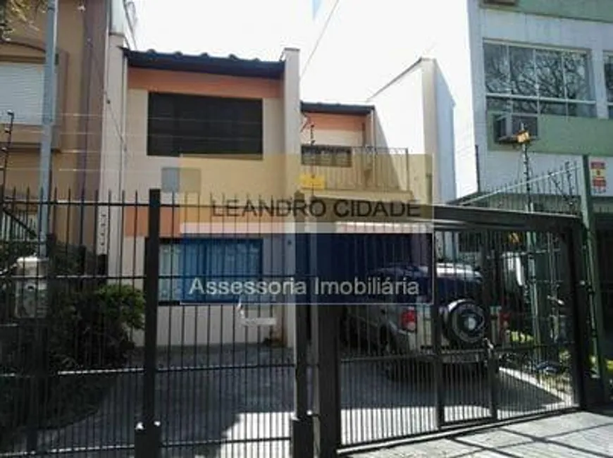 Foto 1 de Casa com 3 Quartos à venda, 240m² em Petrópolis, Porto Alegre