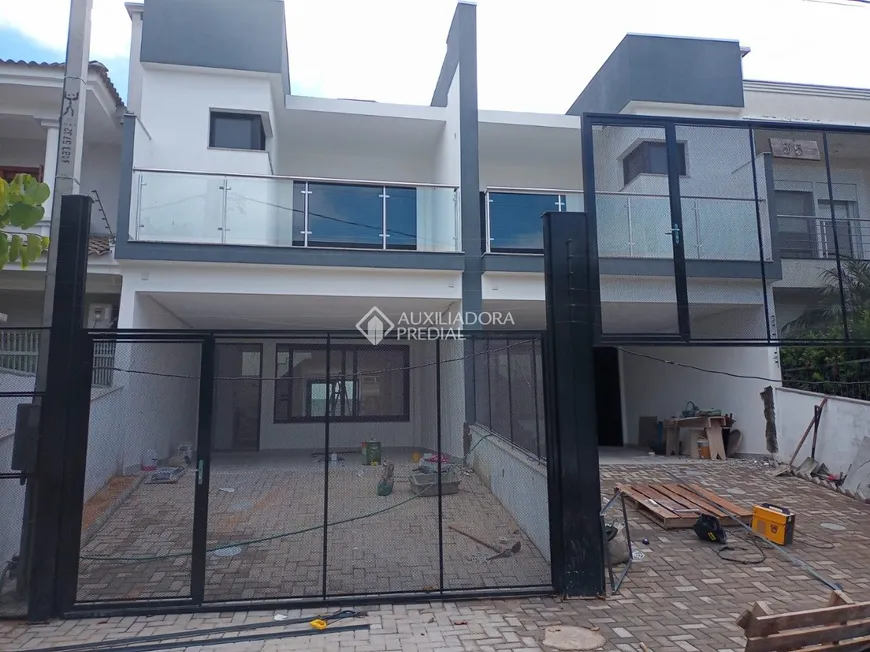 Foto 1 de Casa com 3 Quartos à venda, 170m² em Sarandi, Porto Alegre