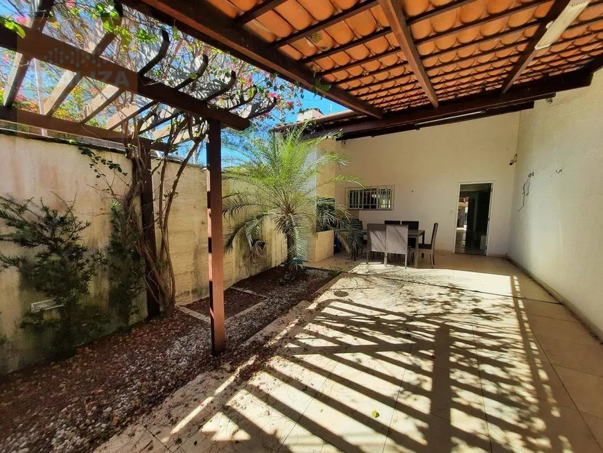 Foto 1 de Casa com 3 Quartos à venda, 115m² em Coité, Eusébio