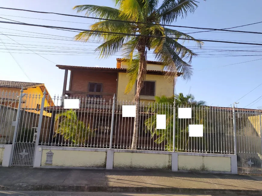 Foto 1 de Casa com 4 Quartos à venda, 210m² em Balneário Remanso, Rio das Ostras