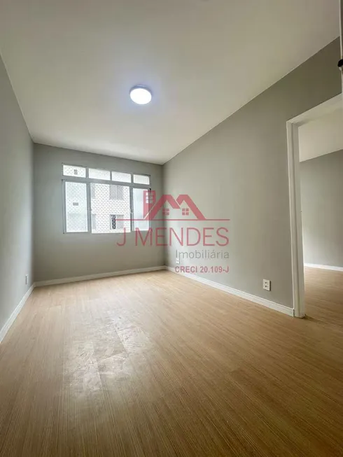 Foto 1 de Apartamento com 1 Quarto à venda, 35m² em Vila Guilhermina, Praia Grande