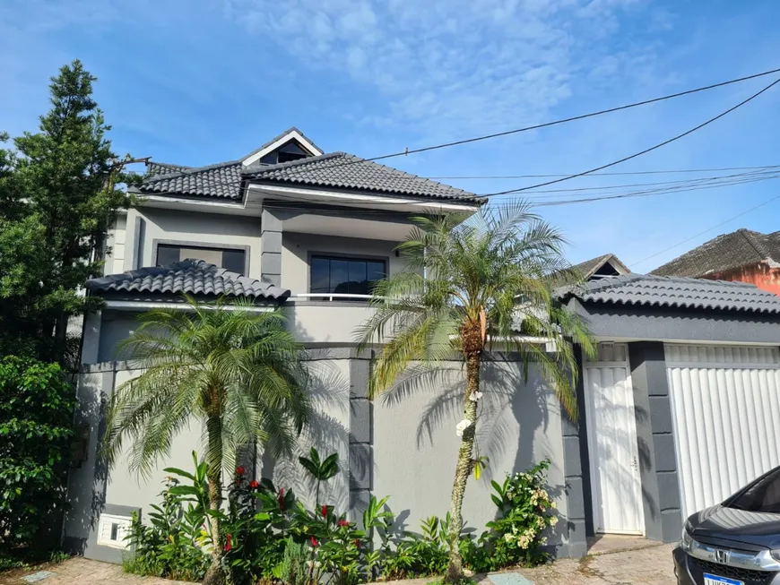 Foto 1 de Casa com 4 Quartos para venda ou aluguel, 300m² em Vargem Pequena, Rio de Janeiro