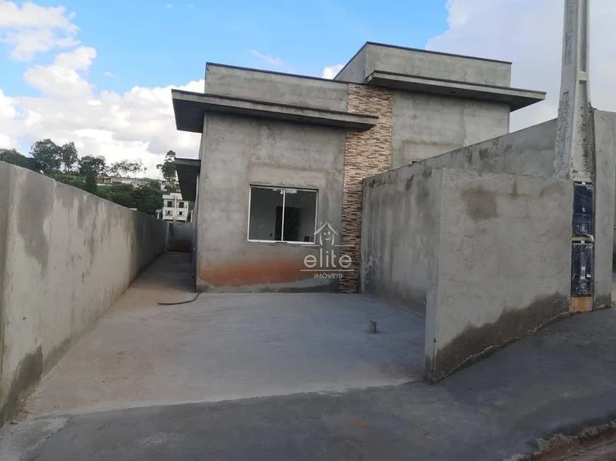 Foto 1 de Casa com 2 Quartos à venda, 125m² em VILA SANTA HELENA, Atibaia