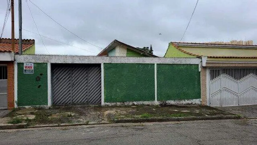 Foto 1 de Casa com 2 Quartos à venda, 200m² em Vila Curuçá, Santo André