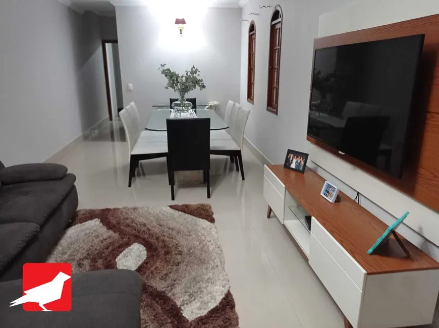 Foto 1 de Casa com 4 Quartos à venda, 170m² em Jardim Piqueroby, São Paulo