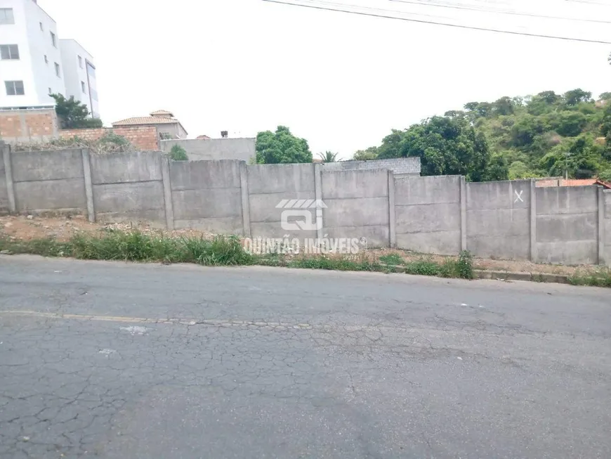 Foto 1 de Lote/Terreno à venda, 850m² em Lúcio de Abreu, Contagem