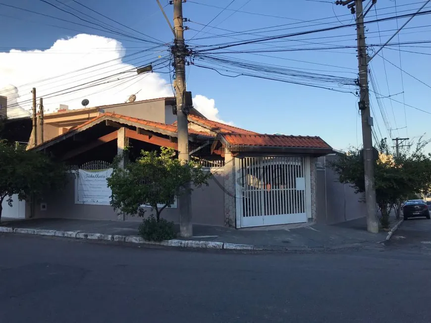 Foto 1 de Casa com 3 Quartos à venda, 317m² em Jardim Oriente, São José dos Campos