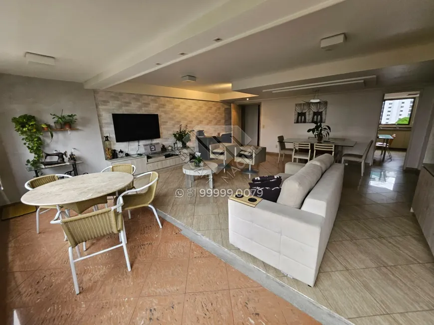 Foto 1 de Apartamento com 3 Quartos à venda, 136m² em Casa Forte, Recife