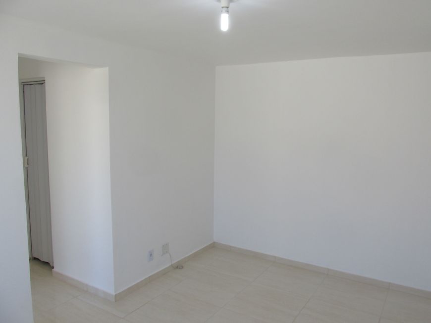 Foto 1 de Apartamento com 2 Quartos à venda, 55m² em Vila Margarida, Itaguaí
