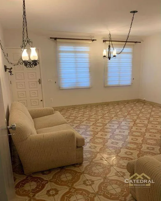 Foto 1 de Casa com 3 Quartos à venda, 192m² em Jardim Planalto, Jundiaí