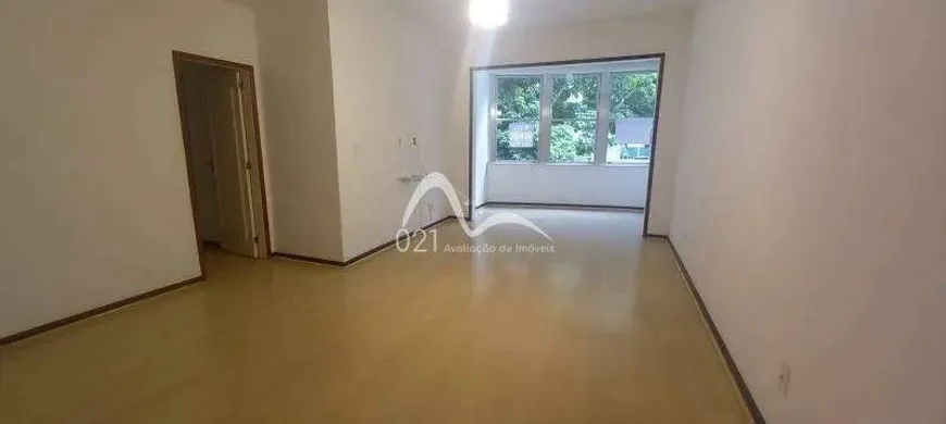 Foto 1 de Apartamento com 3 Quartos à venda, 104m² em Leblon, Rio de Janeiro