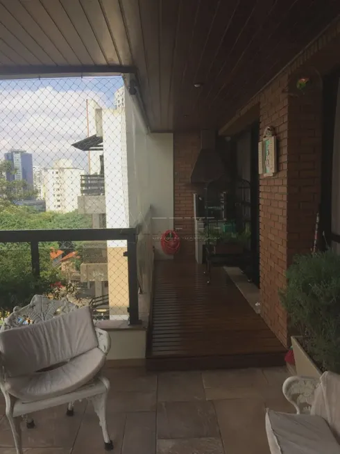 Foto 1 de Apartamento com 4 Quartos à venda, 286m² em Real Parque, São Paulo