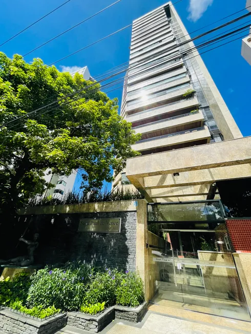 Foto 1 de Apartamento com 4 Quartos à venda, 292m² em Graças, Recife