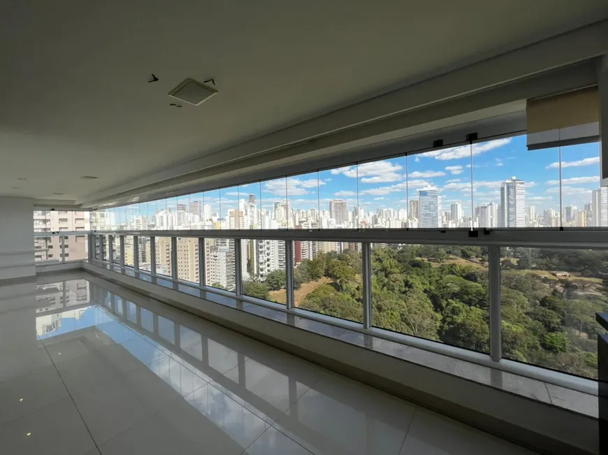 Foto 1 de Apartamento com 3 Quartos à venda, 305m² em Setor Oeste, Goiânia