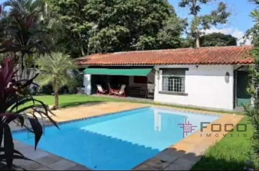 Foto 1 de Casa com 4 Quartos à venda, 460m² em Jardim Apolo I, São José dos Campos