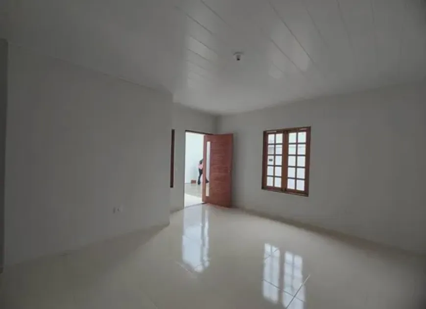 Foto 1 de Casa com 2 Quartos à venda, 80m² em Ribeira, Salvador