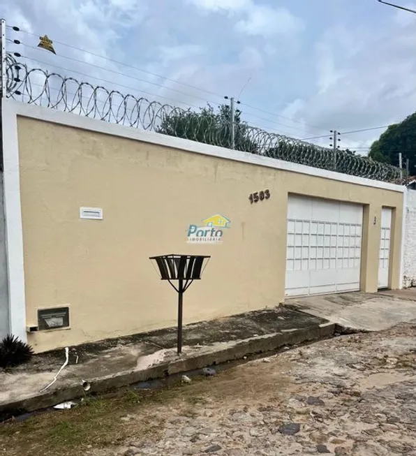 Foto 1 de Casa com 3 Quartos à venda, 232m² em Nossa Senhora das Graças, Teresina