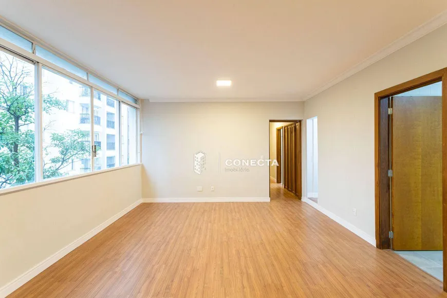 Foto 1 de Apartamento com 3 Quartos à venda, 134m² em Jardins, São Paulo