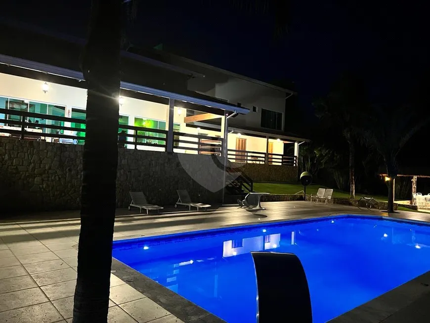 Foto 1 de Casa com 4 Quartos à venda, 1000m² em Centro, Guararema