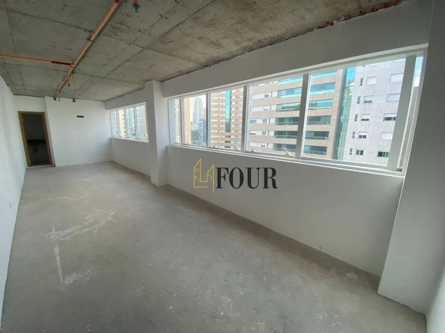 Foto 1 de Sala Comercial para venda ou aluguel, 41m² em Vila da Serra, Nova Lima