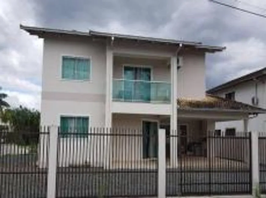 Foto 1 de Casa com 4 Quartos à venda, 237m² em Bom Retiro, Joinville