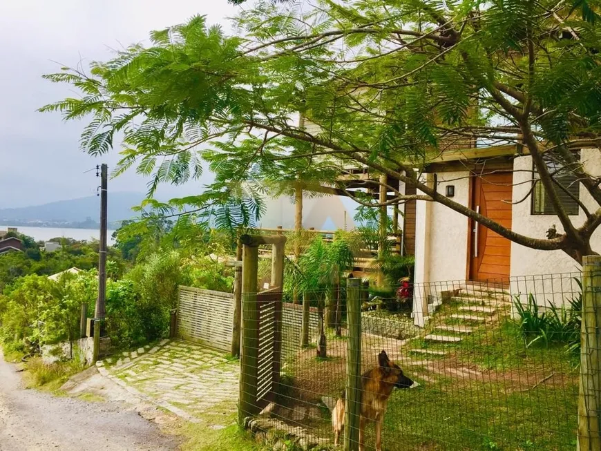 Foto 1 de Casa com 4 Quartos à venda, 270m² em Ibiraquera, Imbituba
