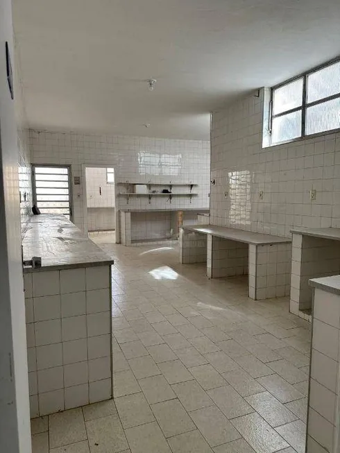 Foto 1 de Ponto Comercial para alugar, 220m² em Centro, Taubaté