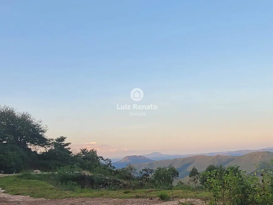 Foto 1 de Lote/Terreno à venda, 3134m² em Unidade de Vizinhancas Quintas Morro do Chapeu, Nova Lima