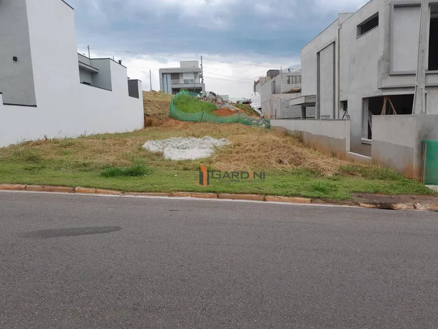 Foto 1 de Lote/Terreno à venda, 250m² em Cezar de Souza, Mogi das Cruzes