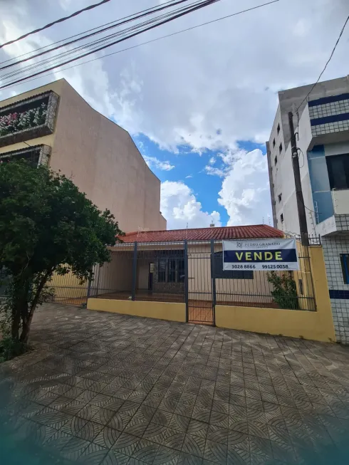 Foto 1 de Casa com 3 Quartos à venda, 148m² em Zona 07, Maringá