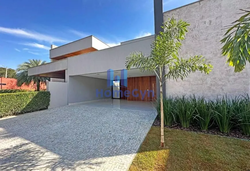 Foto 1 de Casa de Condomínio com 4 Quartos à venda, 250m² em Jardins Verona, Goiânia