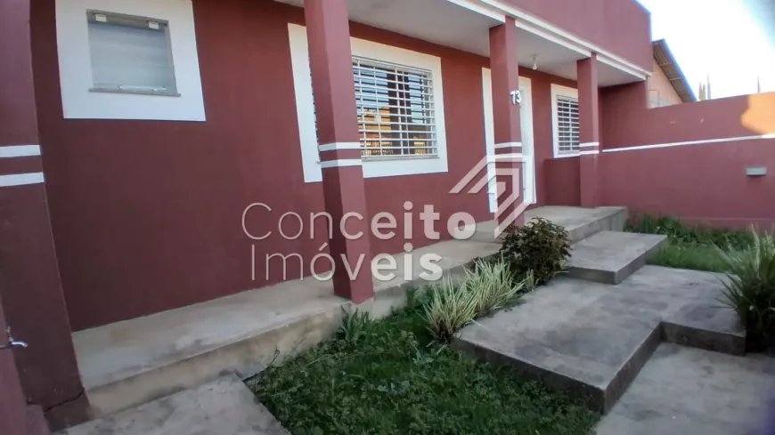 Foto 1 de Casa com 3 Quartos para venda ou aluguel, 190m² em Neves, Ponta Grossa