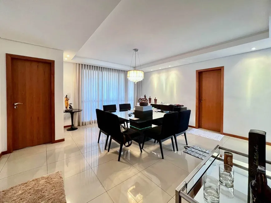 Foto 1 de Apartamento com 4 Quartos à venda, 273m² em Vila da Serra, Nova Lima