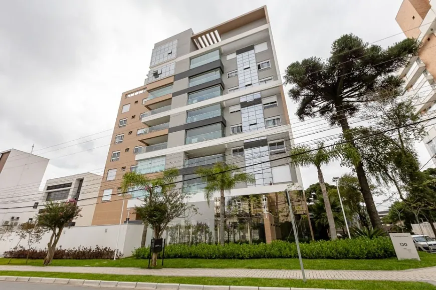 Foto 1 de Apartamento com 3 Quartos à venda, 132m² em Cabral, Curitiba