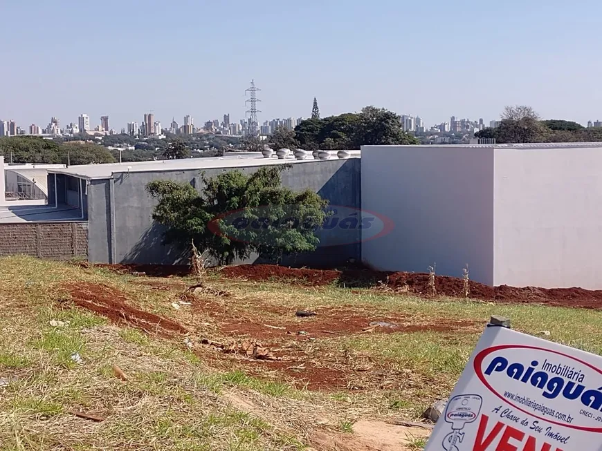 Foto 1 de Lote/Terreno à venda, 400m² em Bom Jardim, Maringá