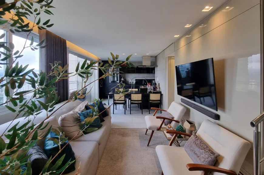 Foto 1 de Apartamento com 2 Quartos à venda, 75m² em Vila da Serra, Nova Lima