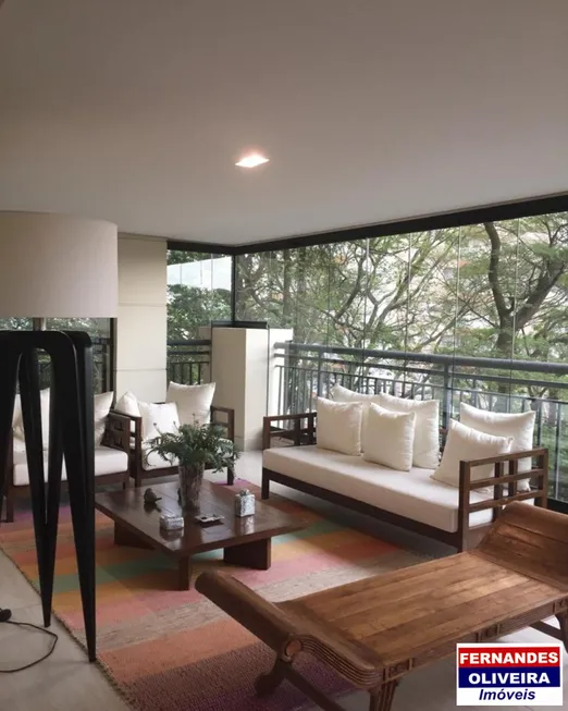 Foto 1 de Apartamento com 4 Quartos à venda, 208m² em Alto Da Boa Vista, São Paulo