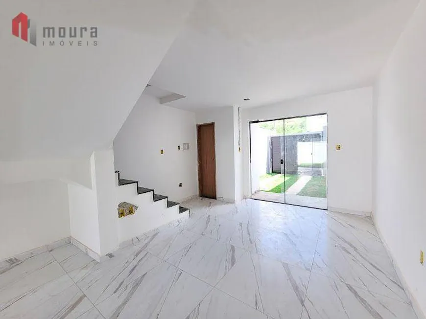 Foto 1 de Casa com 2 Quartos à venda, 75m² em Recanto da Mata, Juiz de Fora