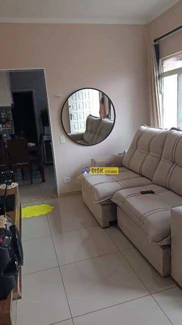 Foto 1 de Casa com 2 Quartos à venda, 95m² em Alves Dias, São Bernardo do Campo